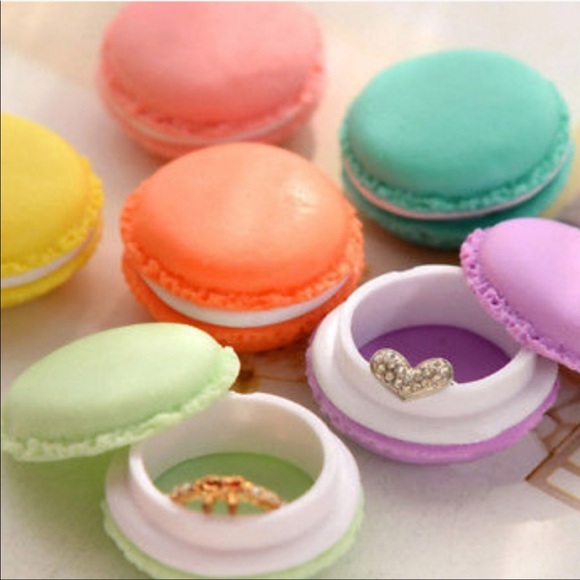 ⭐️5 macaroon cases jewelry trinket pill box - Picture 4 of 6
